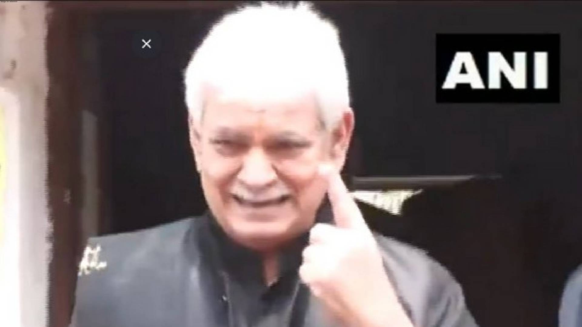 J-K Governor Manoj Sinha cast his vote in UP's Ghazipur, urges voters to participate